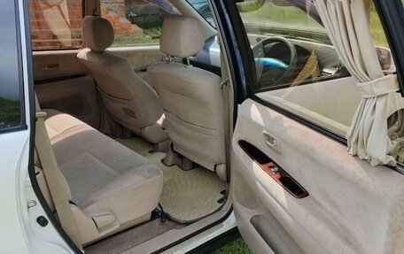 Toyota Ipsum II, 1999 год, 600 000 рублей, 7 фотография