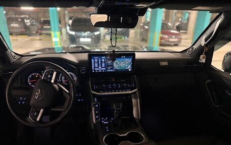 Toyota Land Cruiser, 2024 год, 13 200 000 рублей, 2 фотография