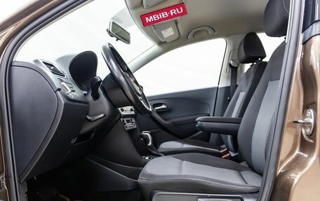 Volkswagen Polo VI (EU Market), 2015 год, 999 000 рублей, 25 фотография