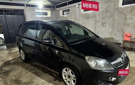 Opel Zafira B, 2010 год, 600 000 рублей, 3 фотография