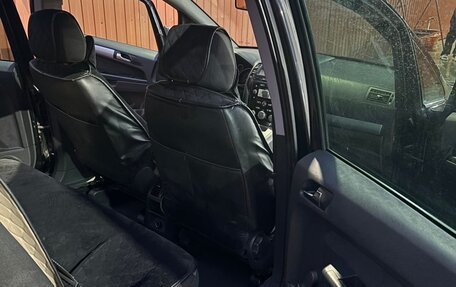 Opel Zafira B, 2010 год, 600 000 рублей, 9 фотография