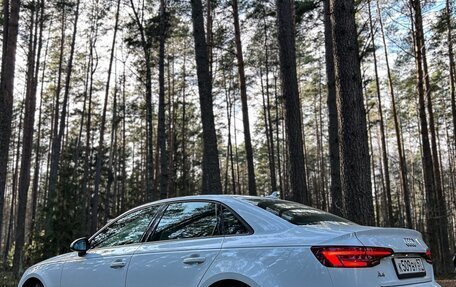 Audi A4, 2019 год, 2 590 000 рублей, 3 фотография