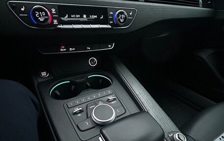 Audi A4, 2019 год, 2 590 000 рублей, 12 фотография