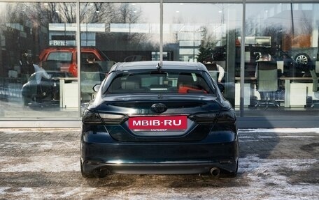 Toyota Camry, 2020 год, 3 500 000 рублей, 4 фотография
