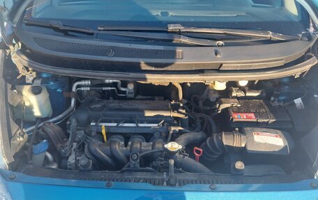 KIA Venga I, 2011 год, 647 000 рублей, 11 фотография