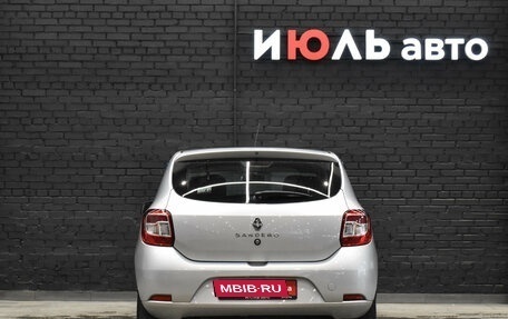 Renault Sandero II рестайлинг, 2019 год, 930 000 рублей, 6 фотография