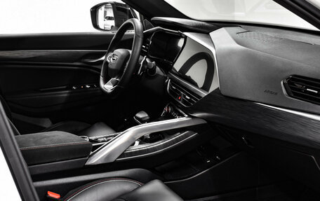 Geely Tugella FY11, 2023 год, 3 298 000 рублей, 13 фотография