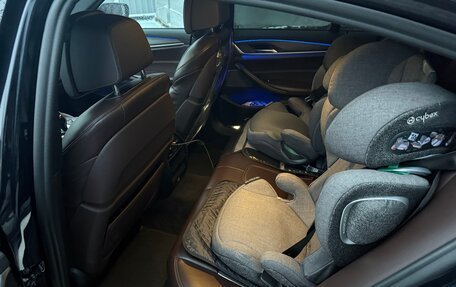 BMW 5 серия, 2019 год, 1 900 000 рублей, 11 фотография