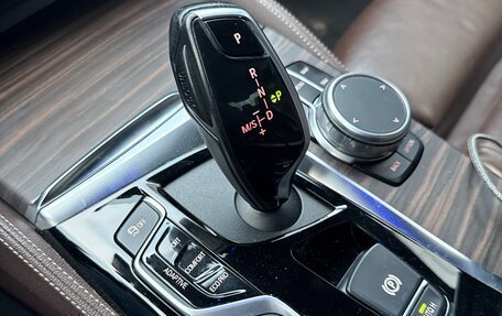 BMW 5 серия, 2019 год, 1 900 000 рублей, 18 фотография