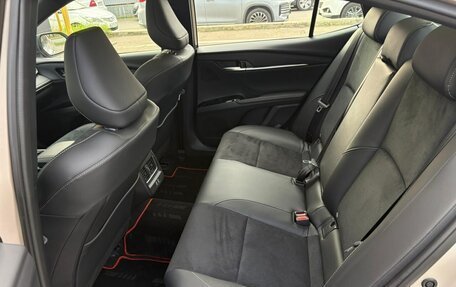 Toyota Camry, 2025 год, 4 515 000 рублей, 28 фотография