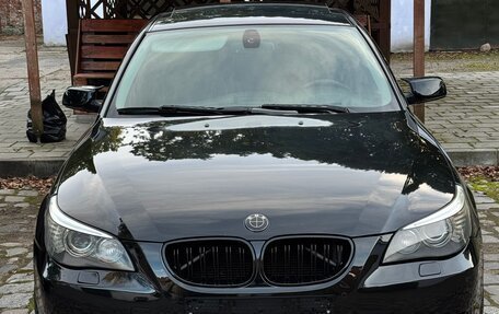 BMW 5 серия, 2007 год, 1 400 000 рублей, 14 фотография