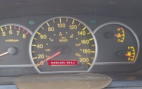 KIA Carens I (RS), 2005 год, 300 000 рублей, 2 фотография