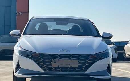 Hyundai Elantra, 2023 год, 1 600 000 рублей, 8 фотография