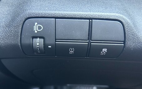 Hyundai Elantra, 2023 год, 1 600 000 рублей, 31 фотография