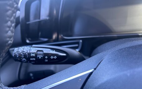 Hyundai Elantra, 2023 год, 1 600 000 рублей, 32 фотография