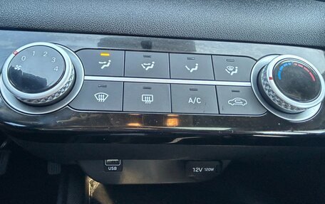 Hyundai Elantra, 2023 год, 1 600 000 рублей, 38 фотография