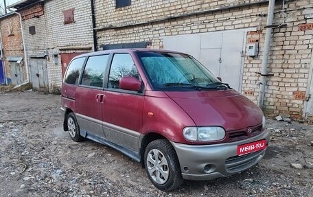 Nissan Serena I, 2000 год, 230 000 рублей, 1 фотография