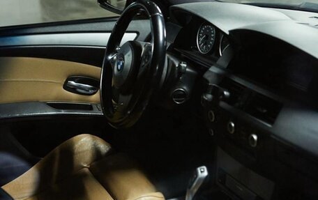 BMW 5 серия, 2010 год, 1 550 000 рублей, 18 фотография