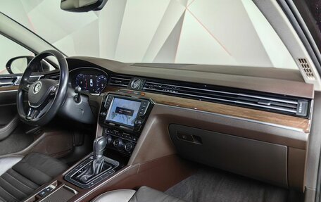 Volkswagen Passat B8 рестайлинг, 2016 год, 2 499 000 рублей, 12 фотография