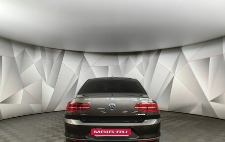 Volkswagen Passat B8 рестайлинг, 2016 год, 2 499 000 рублей, 8 фотография