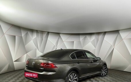 Volkswagen Passat B8 рестайлинг, 2016 год, 2 499 000 рублей, 2 фотография