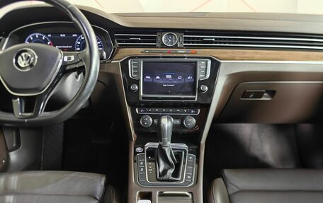 Volkswagen Passat B8 рестайлинг, 2016 год, 2 499 000 рублей, 14 фотография