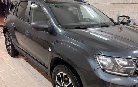 Dacia Duster II, 2018 год, 1 380 000 рублей, 2 фотография