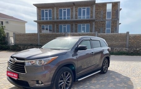 Toyota Highlander III, 2014 год, 3 300 000 рублей, 1 фотография