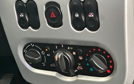 Renault Sandero I, 2013 год, 650 000 рублей, 15 фотография