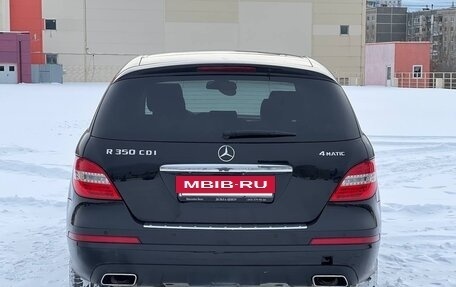 Mercedes-Benz R-Класс, 2012 год, 1 499 000 рублей, 8 фотография