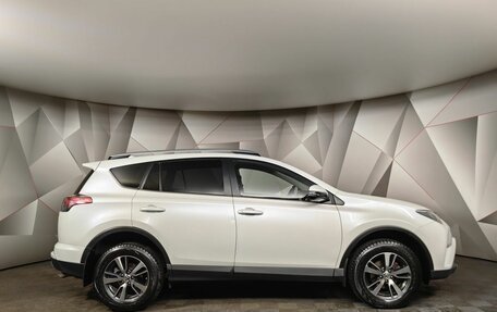 Toyota RAV4, 2018 год, 2 693 000 рублей, 6 фотография