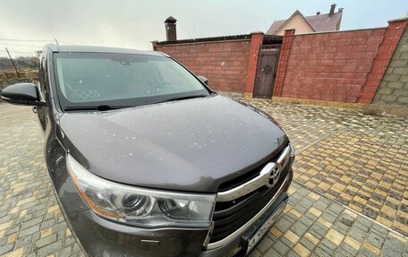 Toyota Highlander III, 2014 год, 3 300 000 рублей, 9 фотография