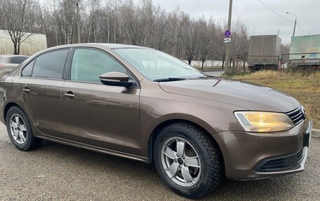 Volkswagen Jetta VI, 2012 год, 790 000 рублей, 3 фотография