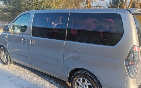 Hyundai Grand Starex Grand Starex I рестайлинг 2, 2011 год, 1 699 000 рублей, 5 фотография