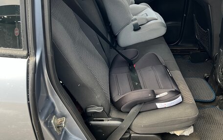 Opel Zafira A рестайлинг, 2003 год, 460 000 рублей, 19 фотография