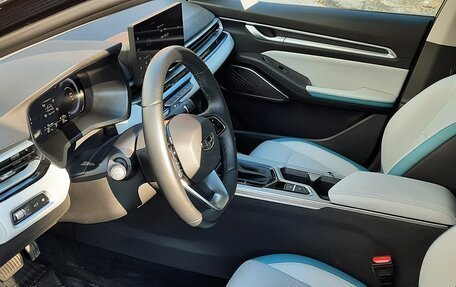 Geely Emgrand, 2023 год, 1 990 000 рублей, 6 фотография