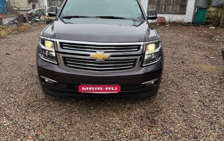 Chevrolet Tahoe IV, 2016 год, 3 920 000 рублей, 2 фотография