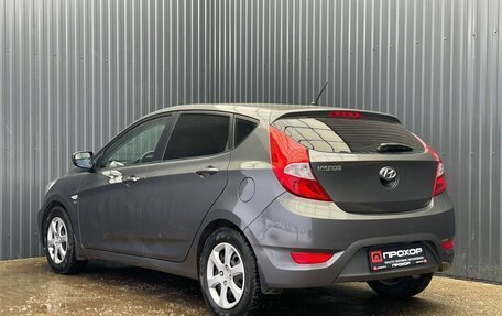 Hyundai Solaris II рестайлинг, 2012 год, 799 000 рублей, 26 фотография