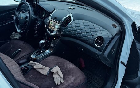 Chevrolet Cruze II, 2013 год, 800 000 рублей, 6 фотография