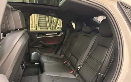 Porsche Cayenne III, 2025 год, 18 900 000 рублей, 23 фотография