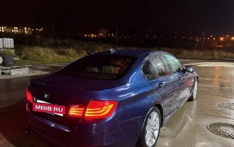 BMW 5 серия, 2010 год, 1 350 000 рублей, 2 фотография