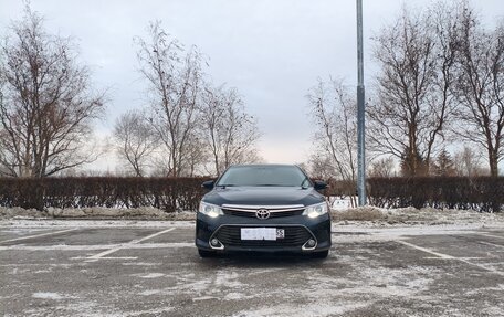 Toyota Camry, 2015 год, 1 820 000 рублей, 3 фотография