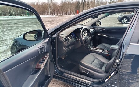 Toyota Camry, 2015 год, 1 820 000 рублей, 8 фотография