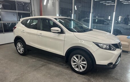 Nissan Qashqai, 2015 год, 1 499 000 рублей, 4 фотография