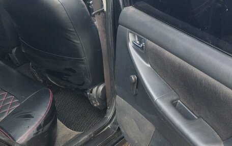 Toyota Corolla, 2004 год, 550 000 рублей, 13 фотография