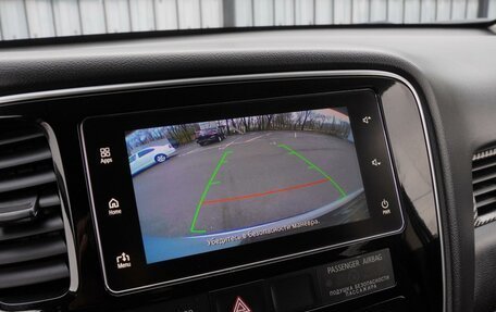 Mitsubishi Outlander III рестайлинг 3, 2018 год, 2 050 000 рублей, 14 фотография