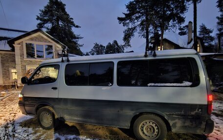 Toyota HiAce H100, 2004 год, 440 000 рублей, 7 фотография