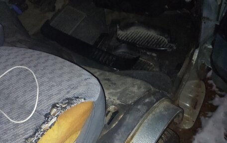 Toyota HiAce H100, 2004 год, 440 000 рублей, 9 фотография