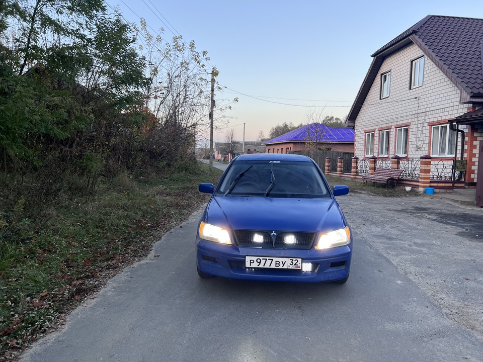 Mitsubishi Lancer Cedia, 2001 год, 300 000 рублей, 1 фотография