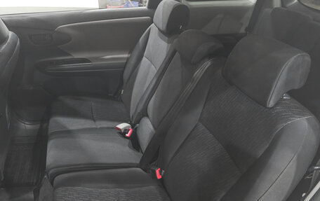 Toyota Wish II, 2012 год, 1 369 000 рублей, 19 фотография